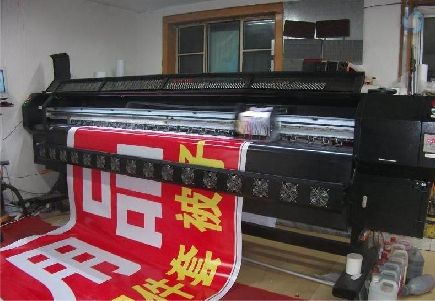 金平喷绘广告分辨率是多少？